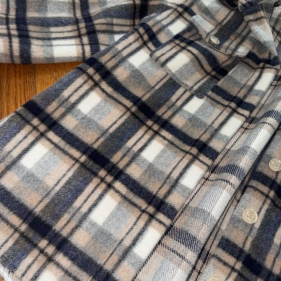 Evereve Plaid Button-Up Jacket - Picture 5 of 6
